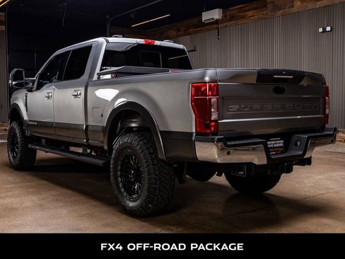 Used 2020 Ford F250 Lariat w/ Lariat Ultimate Package AWD/4WD image 7