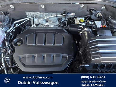 Certified 2024 Volkswagen Atlas Cross Sport SE image 26