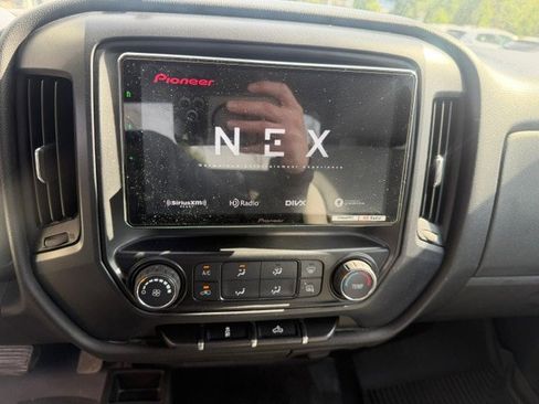 Used 2016 Chevrolet Silverado 2500 W/T w/ WT Convenience Package AWD/4WD image 15