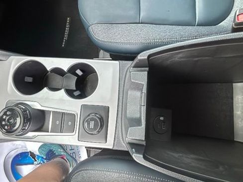 Used 2023 Ford Bronco Sport Outer Banks w/ Tech Package image 18