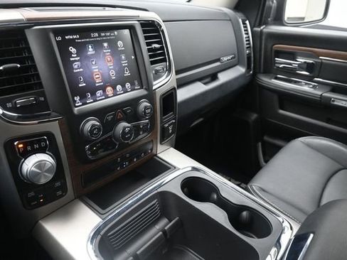 Used 2016 RAM 1500 Laramie w/ Convenience Group AWD/4WD image 29