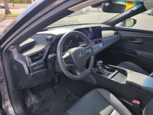 Used 2025 Lexus ES 350 w/ Premium Package FWD image 13
