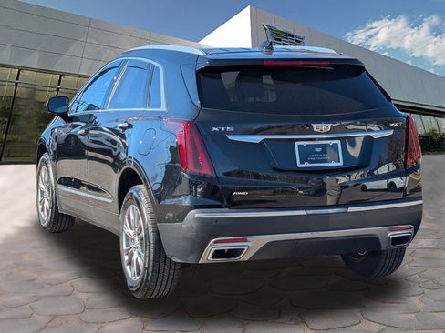 Certified 2022 Cadillac XT5 Premium Luxury w/ Technology Package image 3