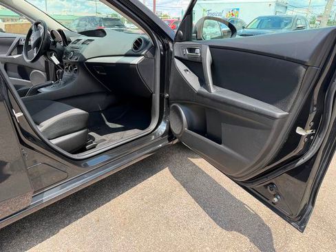 Used 2012 MAZDA MAZDA3 i Touring FWD image 13
