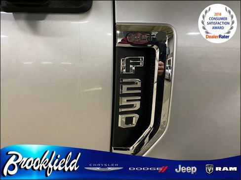 Used 2017 Ford F250 XLT image 10