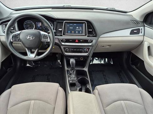 Used 2018 Hyundai Sonata SE FWD image 18