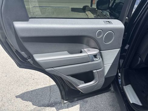 Used 2017 Land Rover Range Rover Sport HSE AWD/4WD image 14