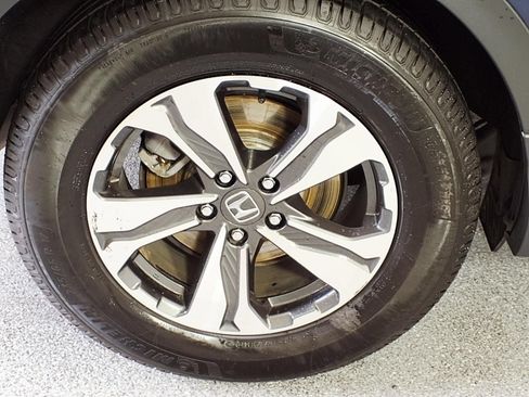 Used 2018 Honda CR-V LX image 6