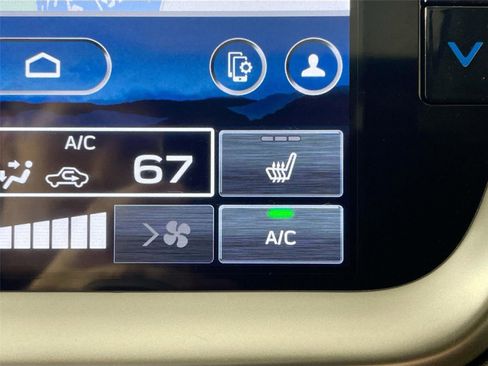 Used 2024 Subaru Outback Limited AWD/4WD image 16