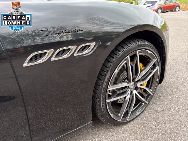 Used 2023 Maserati Quattroporte Modena Q4 AWD/4WD image 9