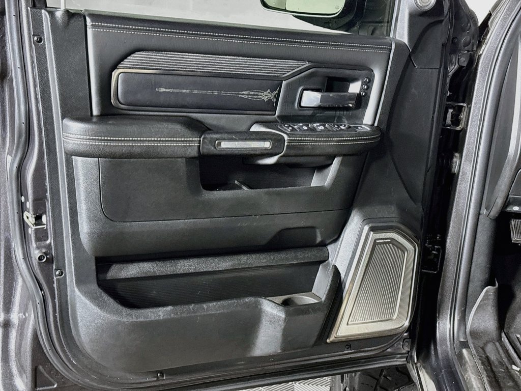 Used 2020 RAM 3500 Limited AWD/4WD image 10