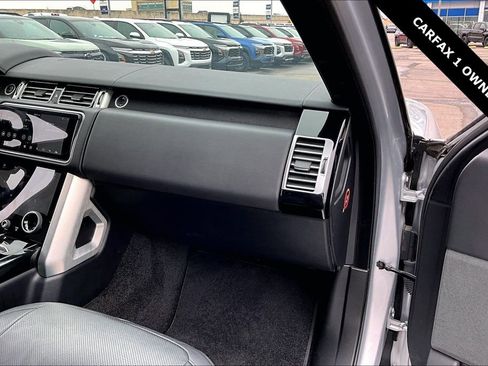 Used 2019 Land Rover Range Rover HSE image 25