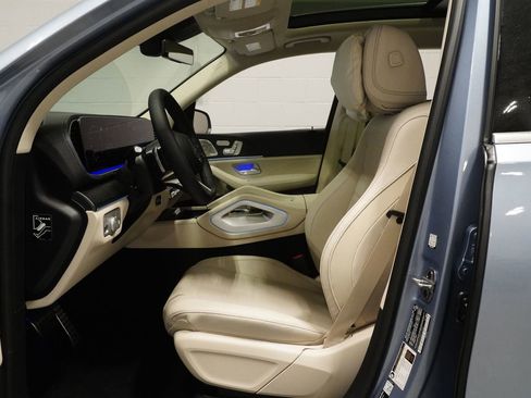 New 2026 Mercedes-Benz GLS 450 4MATIC image 14