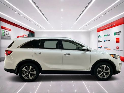 Used 2019 Kia Sorento EX AWD/4WD image 9