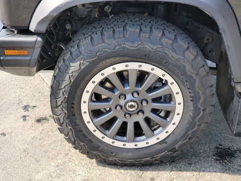 Used 2024 INEOS Grenadier Fieldmaster Edition image 9