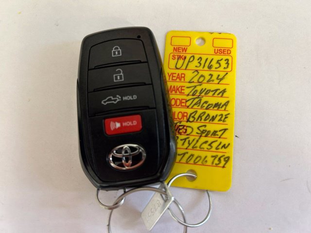 Used 2024 Toyota Tacoma TRD Sport w/ TRD Sport Premium Package AWD/4WD image 32