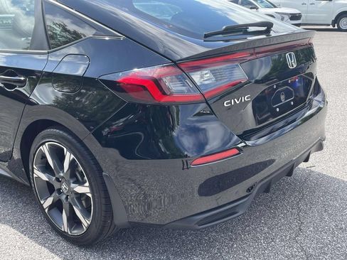 Used 2025 Honda Civic Sport Touring image 12