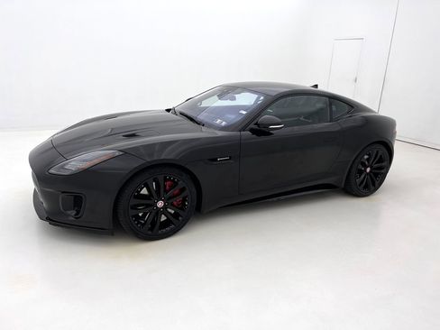 Used 2020 Jaguar F-TYPE R-Dynamic image 5