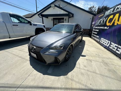Used 2017 Lexus IS 200t F Sport w/ F Sport Package RWD image 12