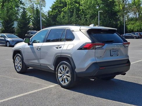 Certified 2019 Toyota RAV4 XLE Premium w/ Cold Weather Package AWD/4WD image 6