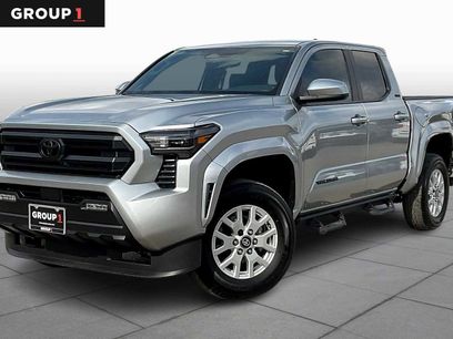 Used 2025 Toyota Tacoma SR5