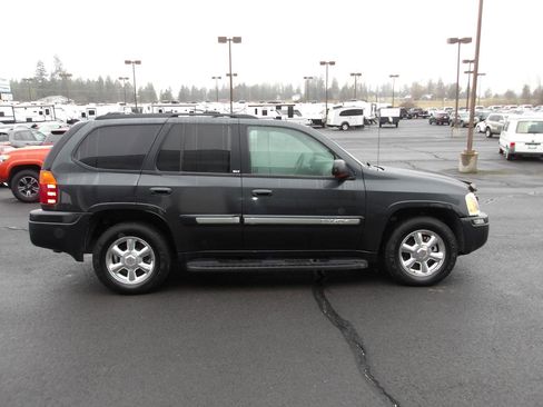 Used 2004 GMC Envoy SLT w/ Preferred Equipment Group image 6