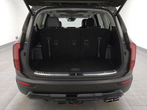 Used 2022 Kia Telluride SX w/ SX Prestige Package image 29