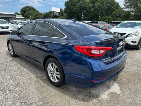 Used 2017 Hyundai Sonata SE FWD image 4