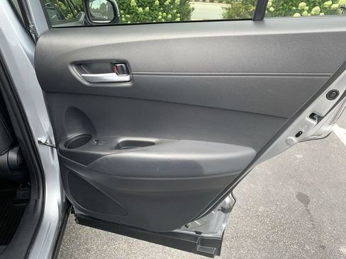 Certified 2022 Toyota Corolla Cross XLE AWD/4WD image 11