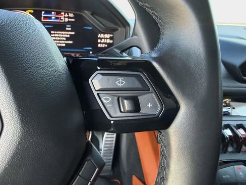 Used 2018 Lamborghini Huracan LP 610-4 image 38