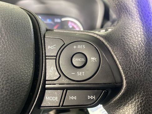 Used 2023 Toyota RAV4 LE image 11