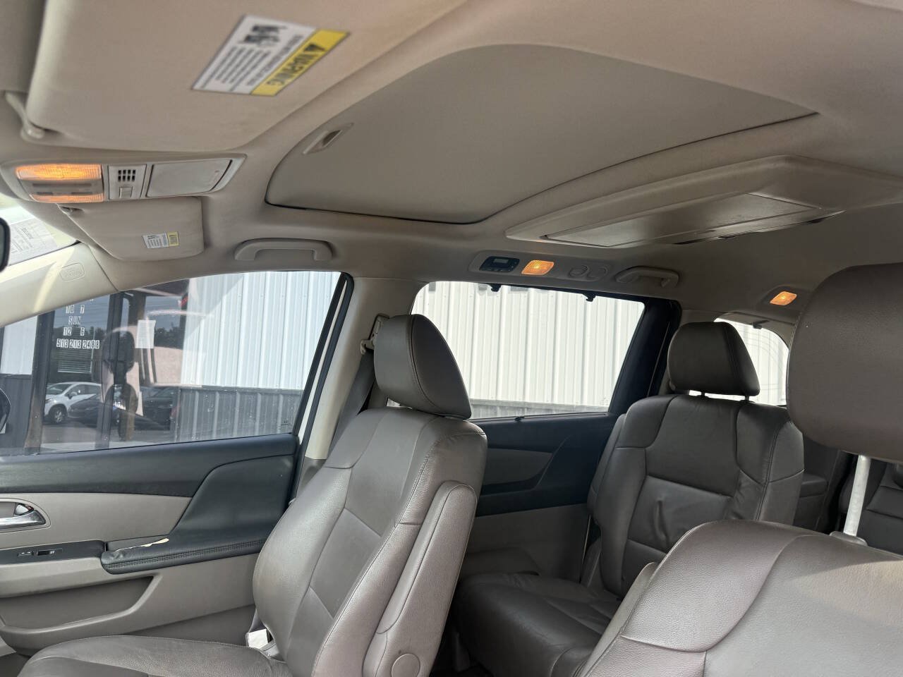 Used 2014 Honda Odyssey Touring Elite image 14