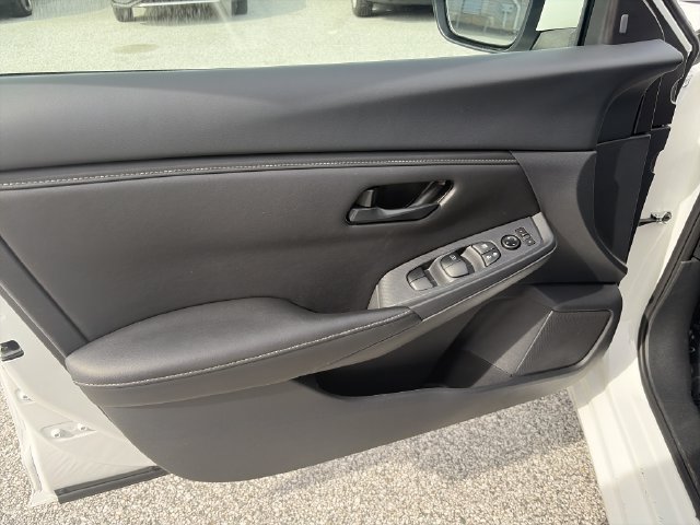 Used 2025 Nissan Sentra S FWD image 16