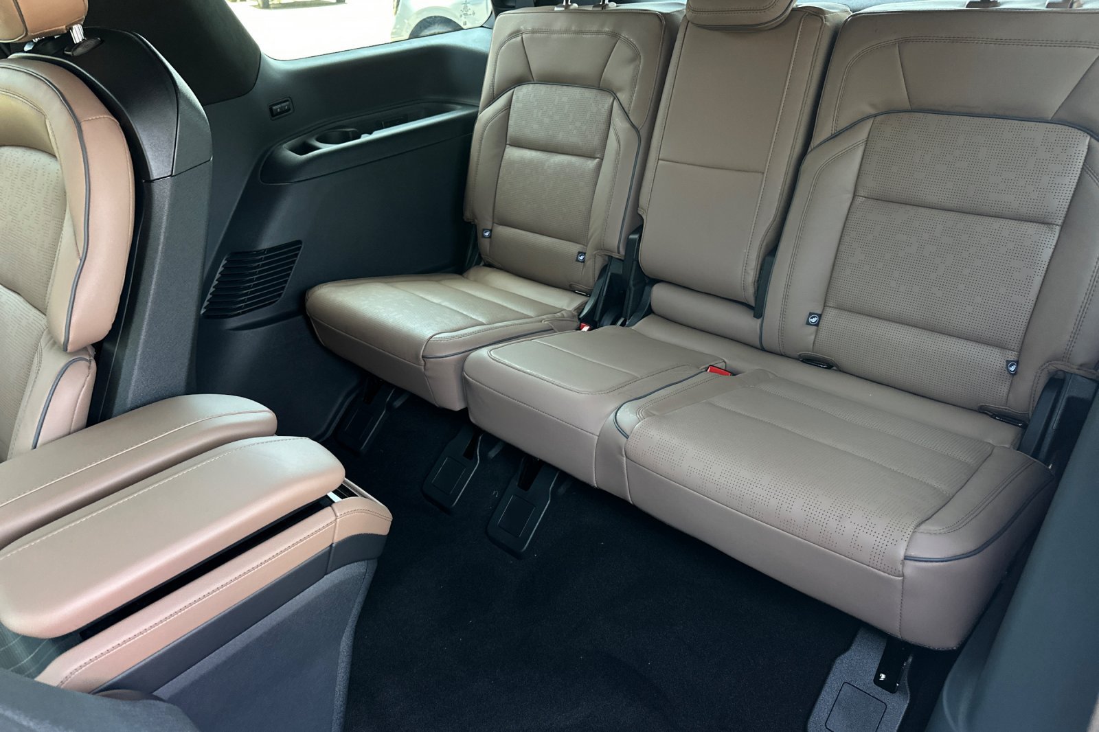 New 2026 Lincoln Navigator Black Label AWD/4WD image 14