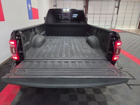 Used 2019 RAM 3500 Limited image 35