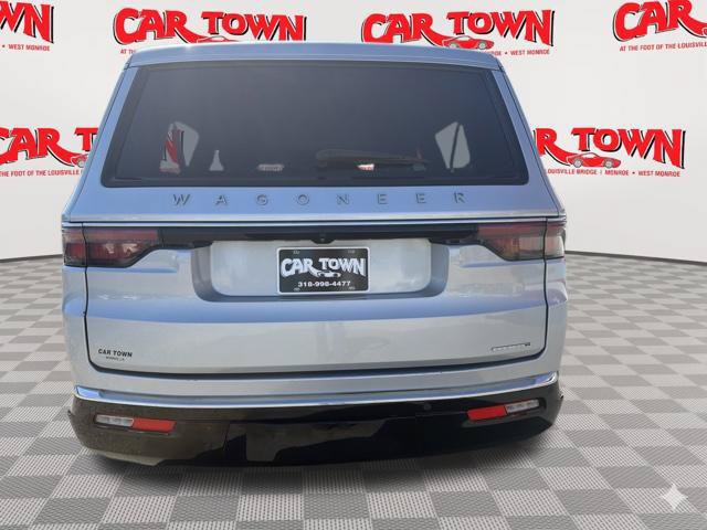 Used 2024 Jeep Wagoneer L Series II RWD image 6