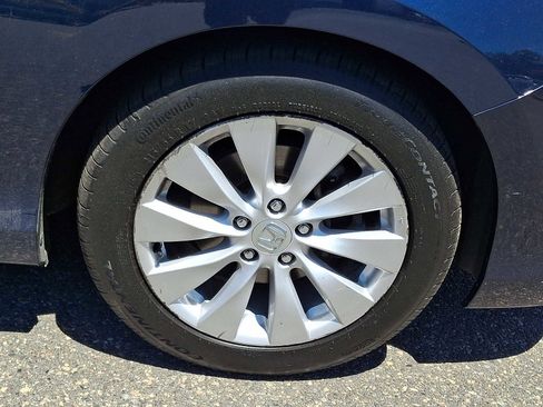 Used 2015 Honda Accord EX image 8