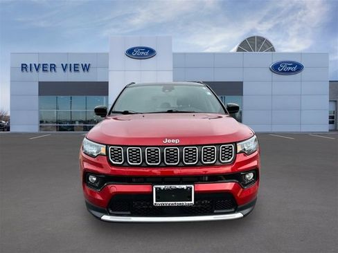 Used 2025 Jeep Compass Limited image 2