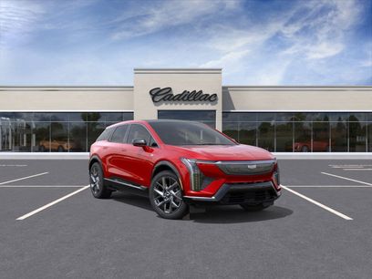 New 2025 Cadillac Optiq Luxury 2