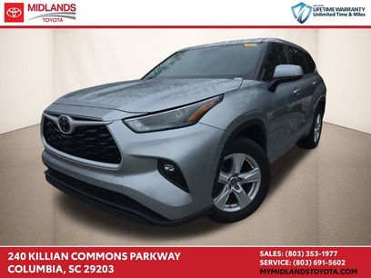 Used 2024 Toyota Highlander LE