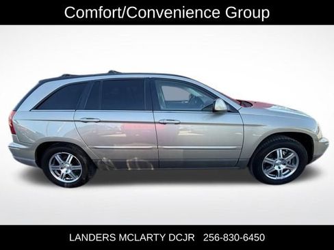 Used 2008 Chrysler Pacifica Touring image 8