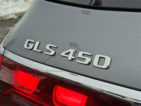 Certified 2025 Mercedes-Benz GLS 450 4MATIC image 34
