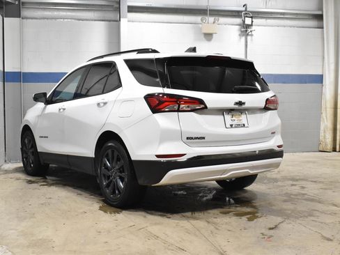 Used 2022 Chevrolet Equinox RS w/ RS Leather Package image 25