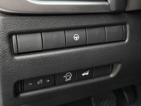 New 2026 Nissan Rogue SV AWD/4WD image 18