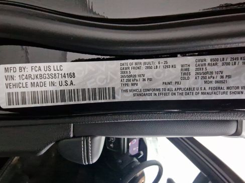 New 2025 Jeep Grand Cherokee L Limited w/ Luxury Tech Group II image 11