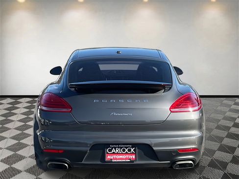 Used 2016 Porsche Panamera 2 image 4