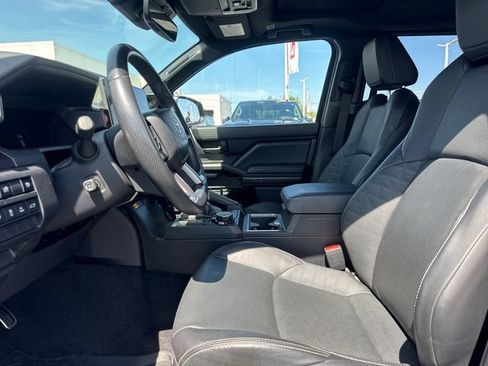 Used 2025 Toyota 4Runner TRD Sport Premium AWD/4WD image 13
