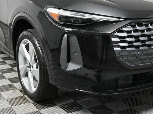 New 2025 Audi Q5 Premium Plus w/ Premium Plus AWD/4WD image 25