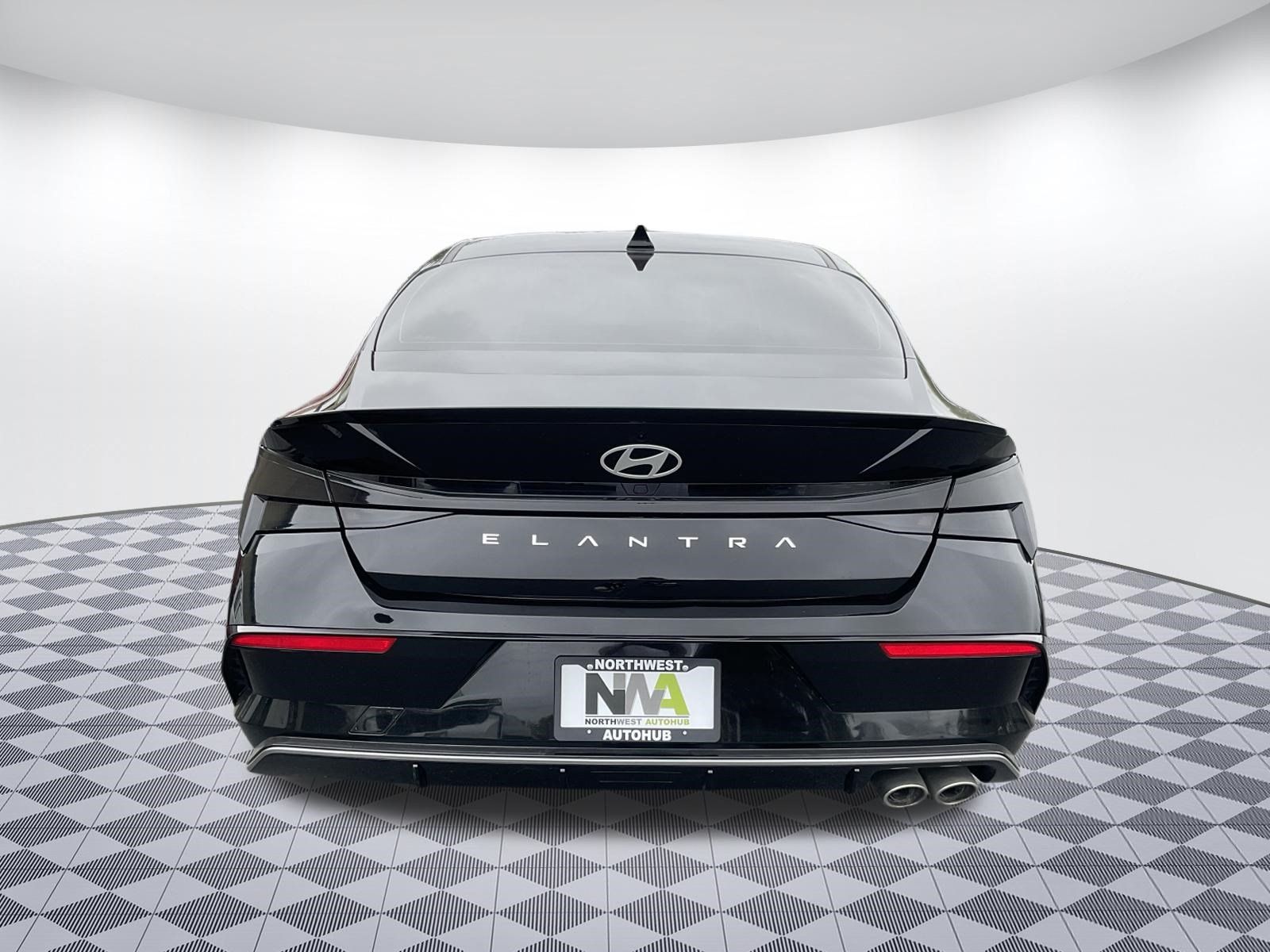 Used 2024 Hyundai Elantra N Line FWD image 4