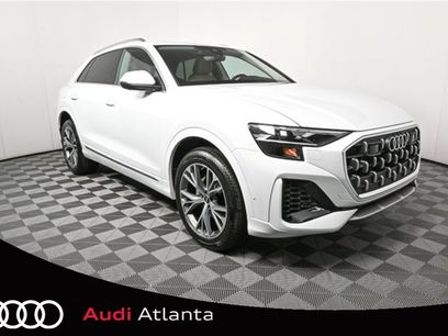 New 2025 Audi Q8 Premium